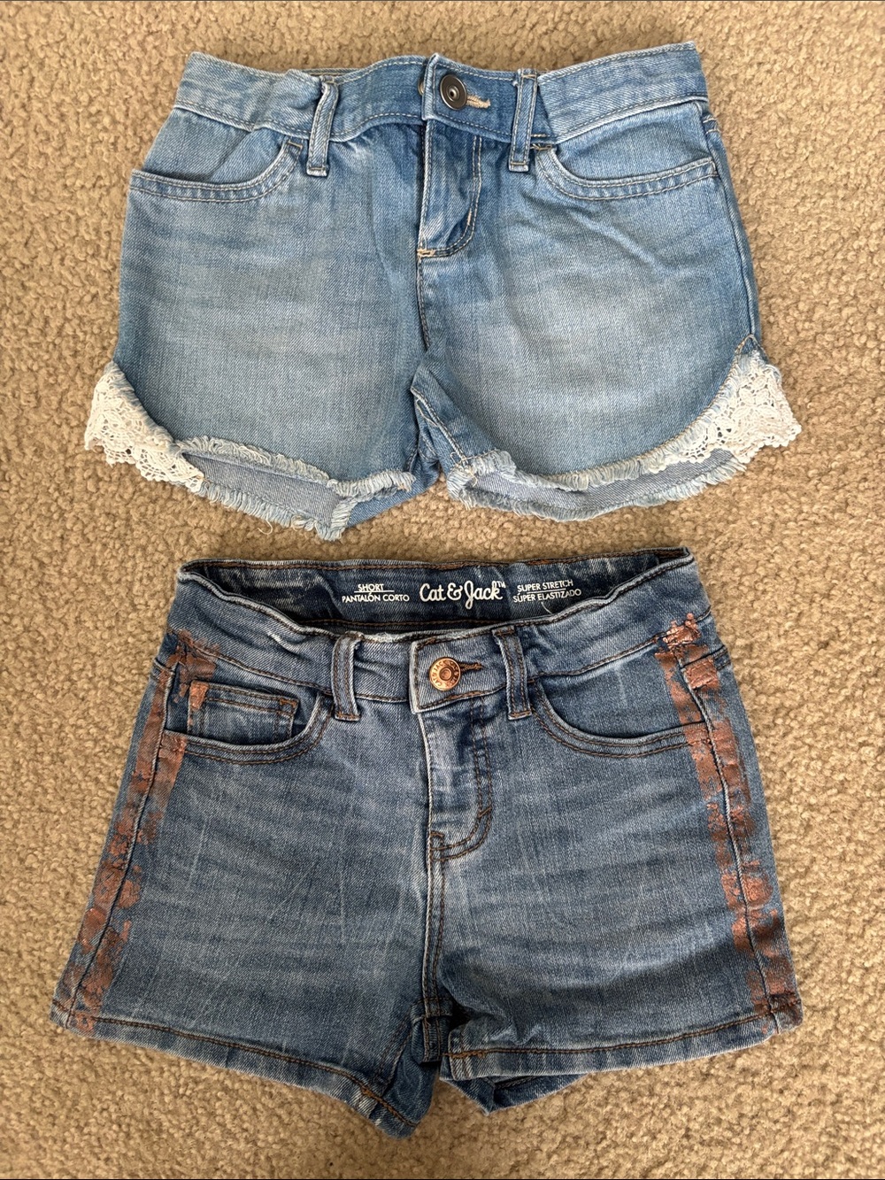 Bundle of 6 Girls Denim Jean Shorts - Size 6 - H&M, Children’s Place, Old Navy - Picture 2 of 10